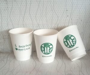 WhatsApp Image 2026-08-15 at 10.12.31 Sablon Paper Cup Double Wall 8 oz + Tutup - Isi 1000 Pcs (Logo 1 Warna): Solusi Branding Bisnis Kopi Anda